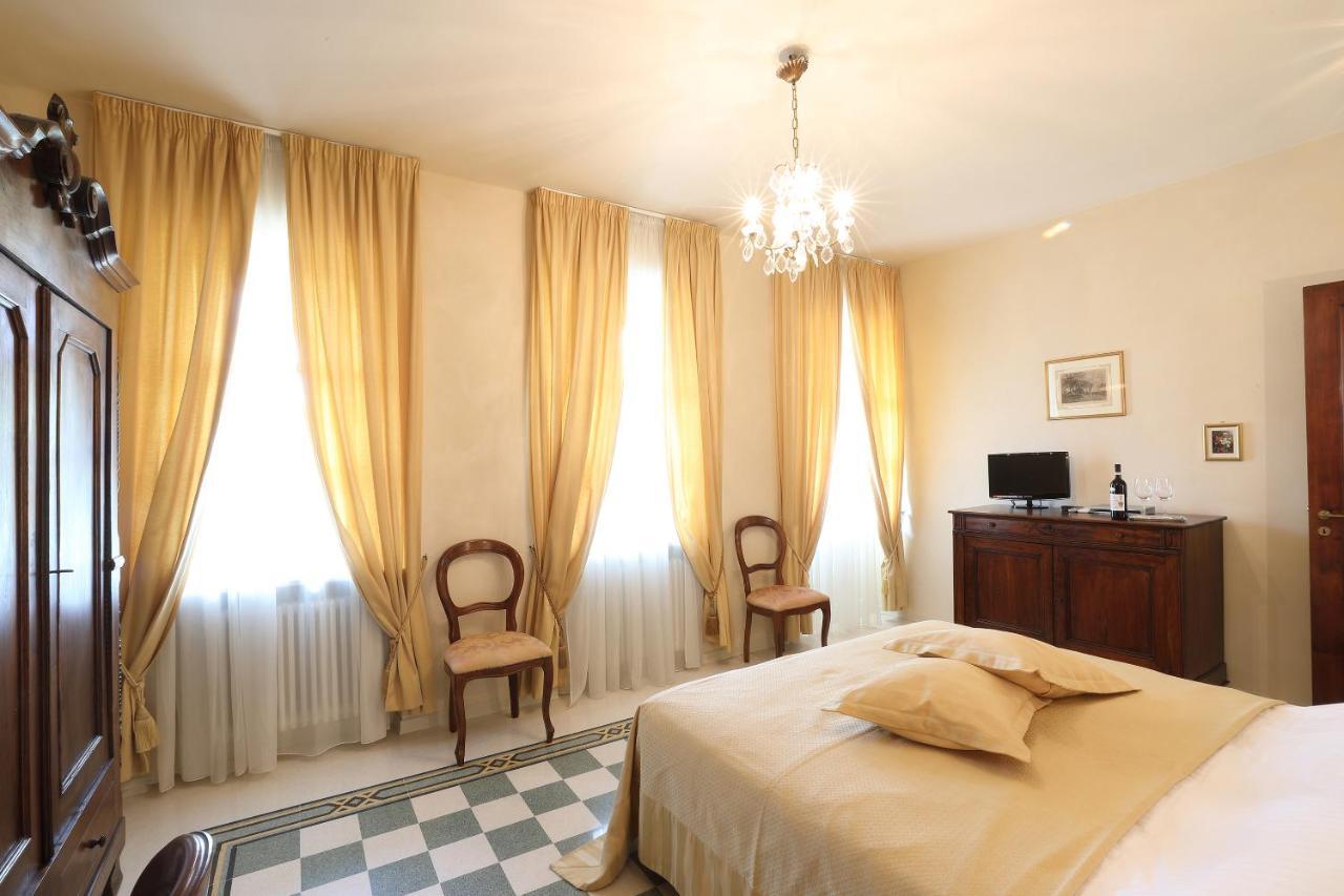 Dell' Orso Bevitore Bed & Breakfast Verduno